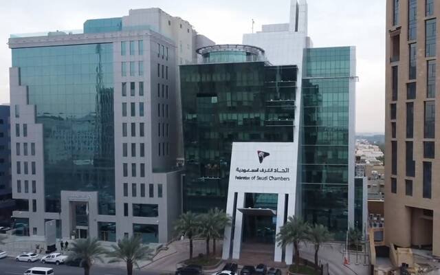 السعودية تقدم 50 مليار دولار لدعم الاقتصاد والتنمية في اليمن