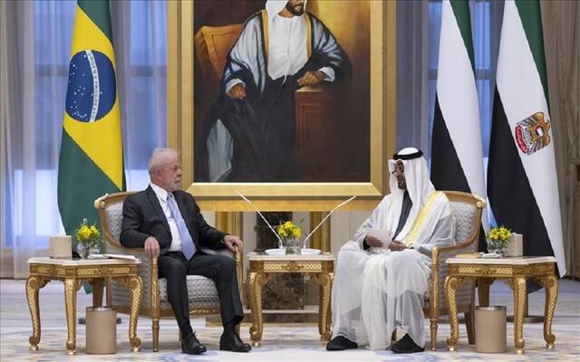 رئيس الإمارات ونظيره البرازيلي يبحثان علاقات التعاون والتطورات الإقليمية