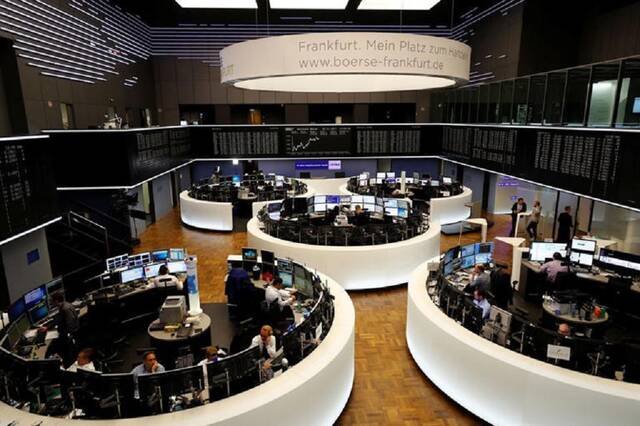 تباين الأسهم الأوروبية في أولى جلسات تداول 2025