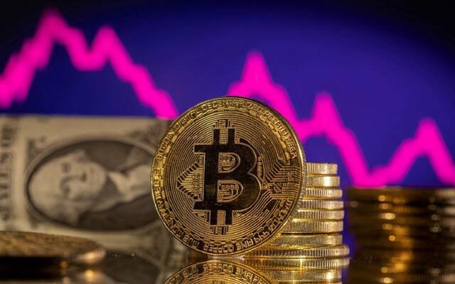 “بيتكوين” تقود انتعاش سوق العملات المشفرة مع تدفق استثمارات ضخمة