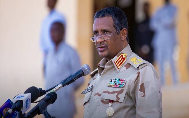 رويترز: عقوبات أمريكية على قائد ميليشيا الدعم السريع في السودان “حميدتي”