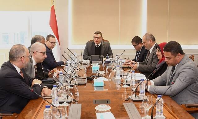 مصر تبحث مع مجموعة عبدالمحسن الحكير السعودية فرص الاستثمار بالمدن الجديدة